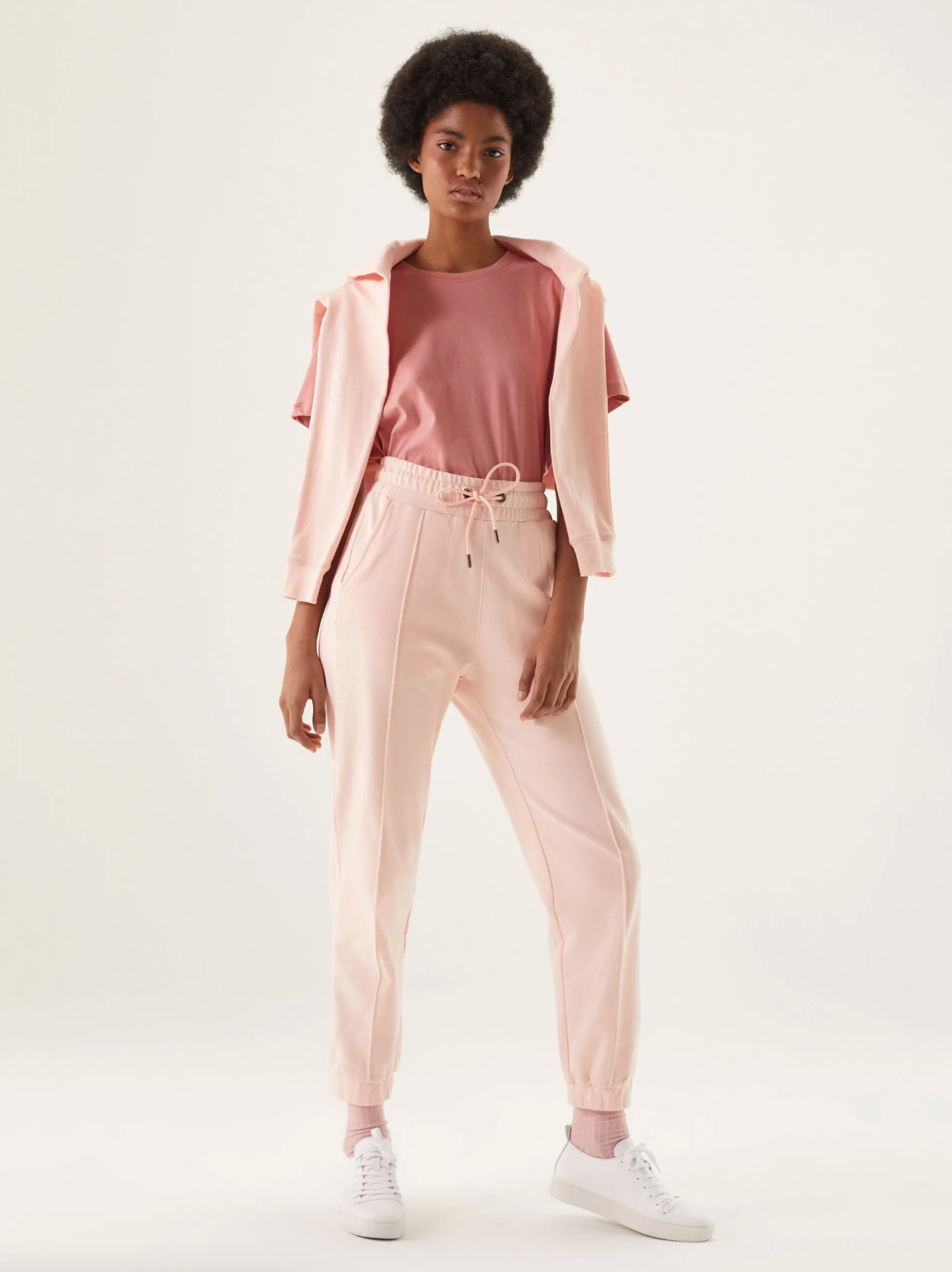 Kauçuk Tabanlı Deri Kadin Spor Ayakkabı