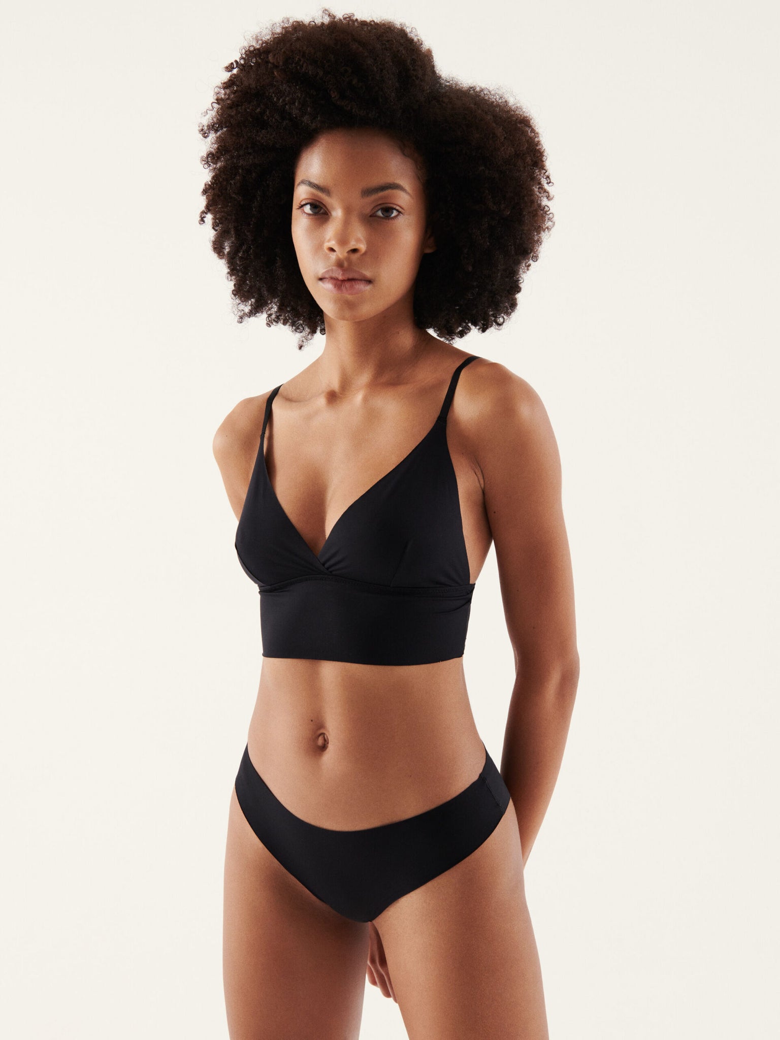 Recycled Polyamide Seamless Triangle Bralette